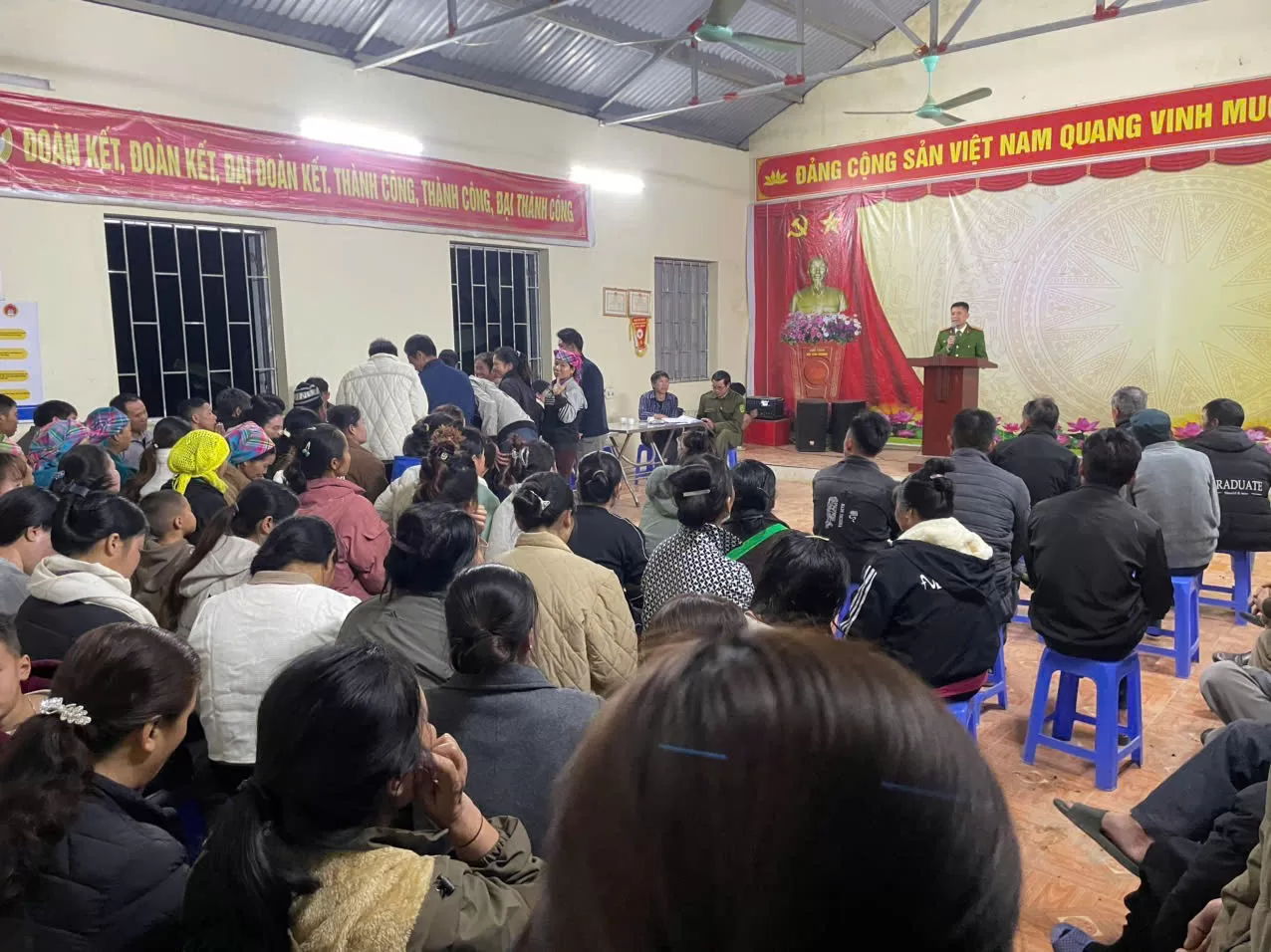 Quang cảnh  buổi tuyên truyền