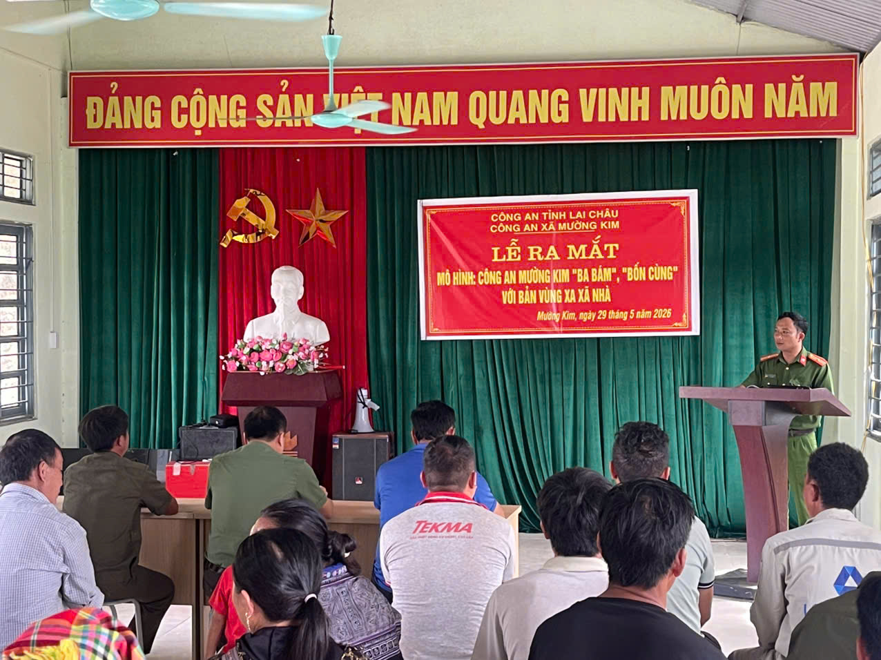 Quang cảnh buổi lễ