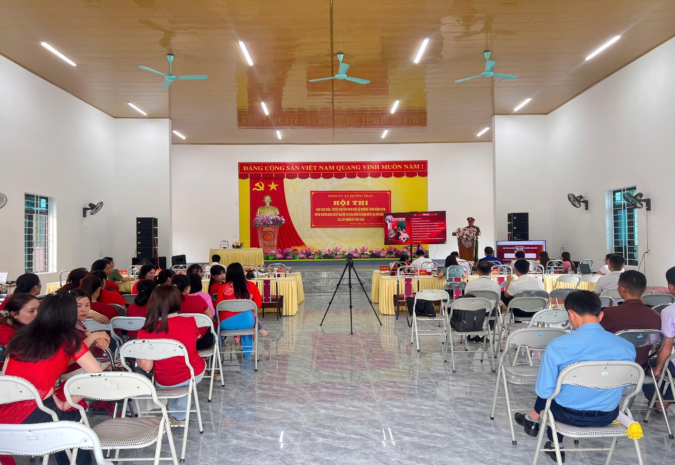 Quang cảnh Hội thi