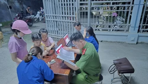 Lãnh đạo Công an xã quán triệt, phổ biến các thông tư, quy định về công tác điều lệnh, quân sự, võ thuật