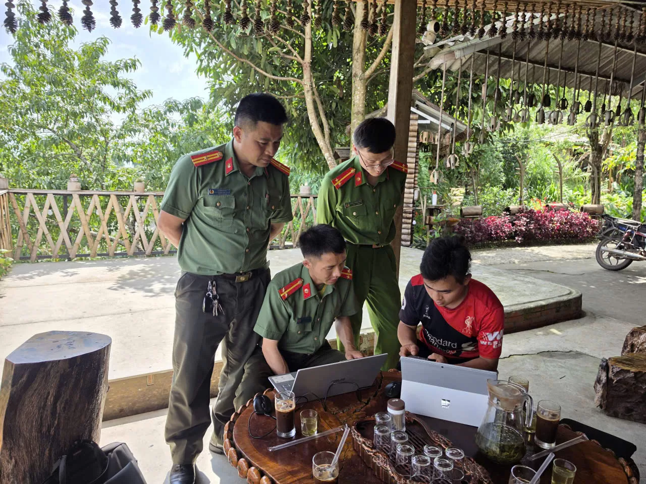 Lái xe N.V.C tại Cơ quan Công an