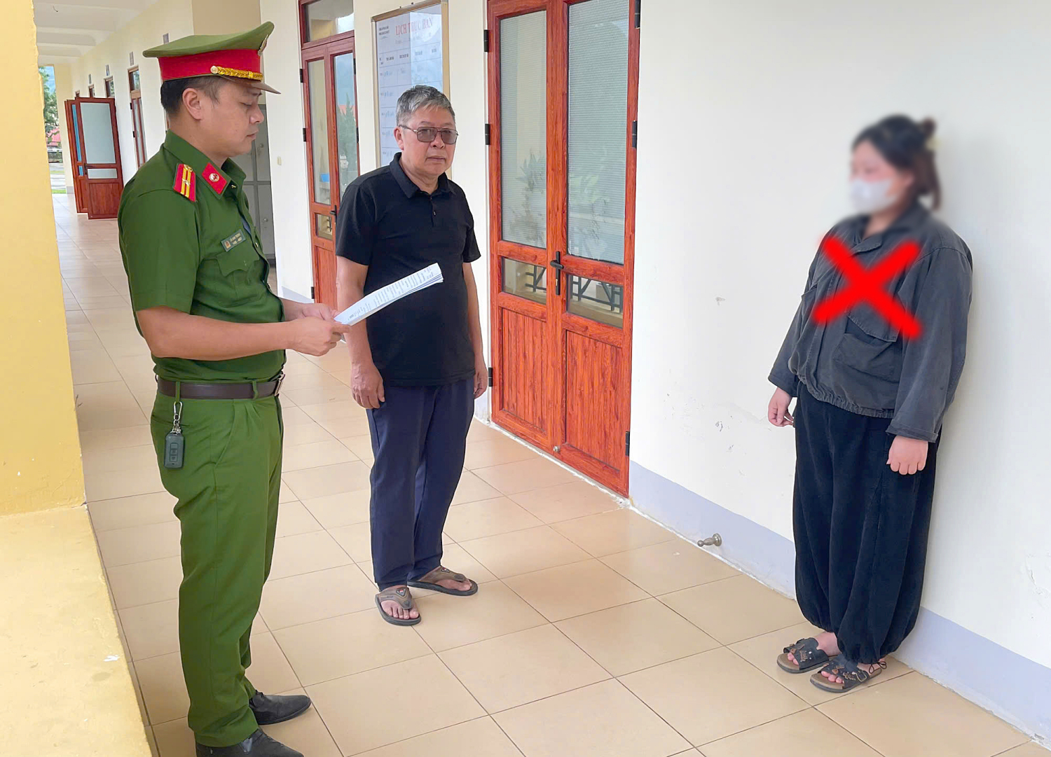 Khởi tố, bắt tạm giam đối tượng tham ô hơn 263 triệu đồng tiền thu hộ COD