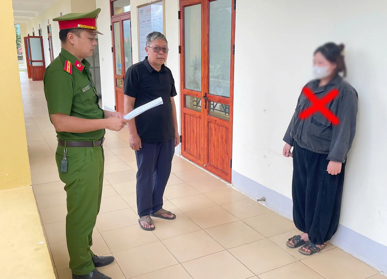 Khởi tố, bắt tạm giam đối tượng tham ô hơn 263 triệu đồng tiền thu hộ COD