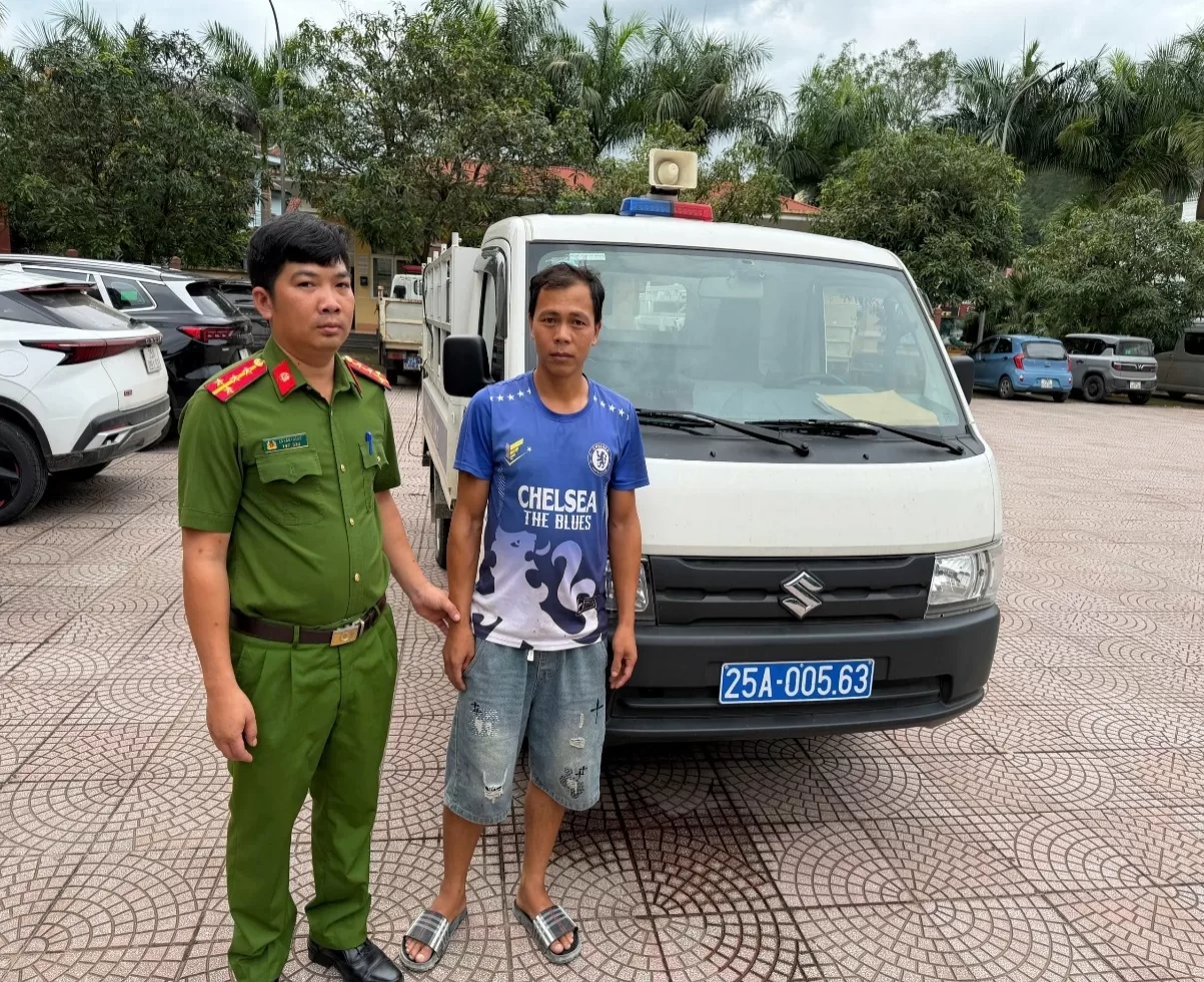Công an xã Than Uyên vận động thành công đối tượng truy tìm trở về địa phương trình diện
