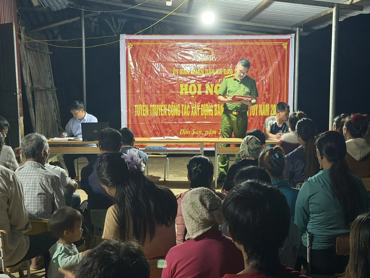 Công an xã Dào San tăng cường tuyên truyền xây dựng bản không ma túy, tạo nền tảng xây dựng xã không ma túy năm 2026.