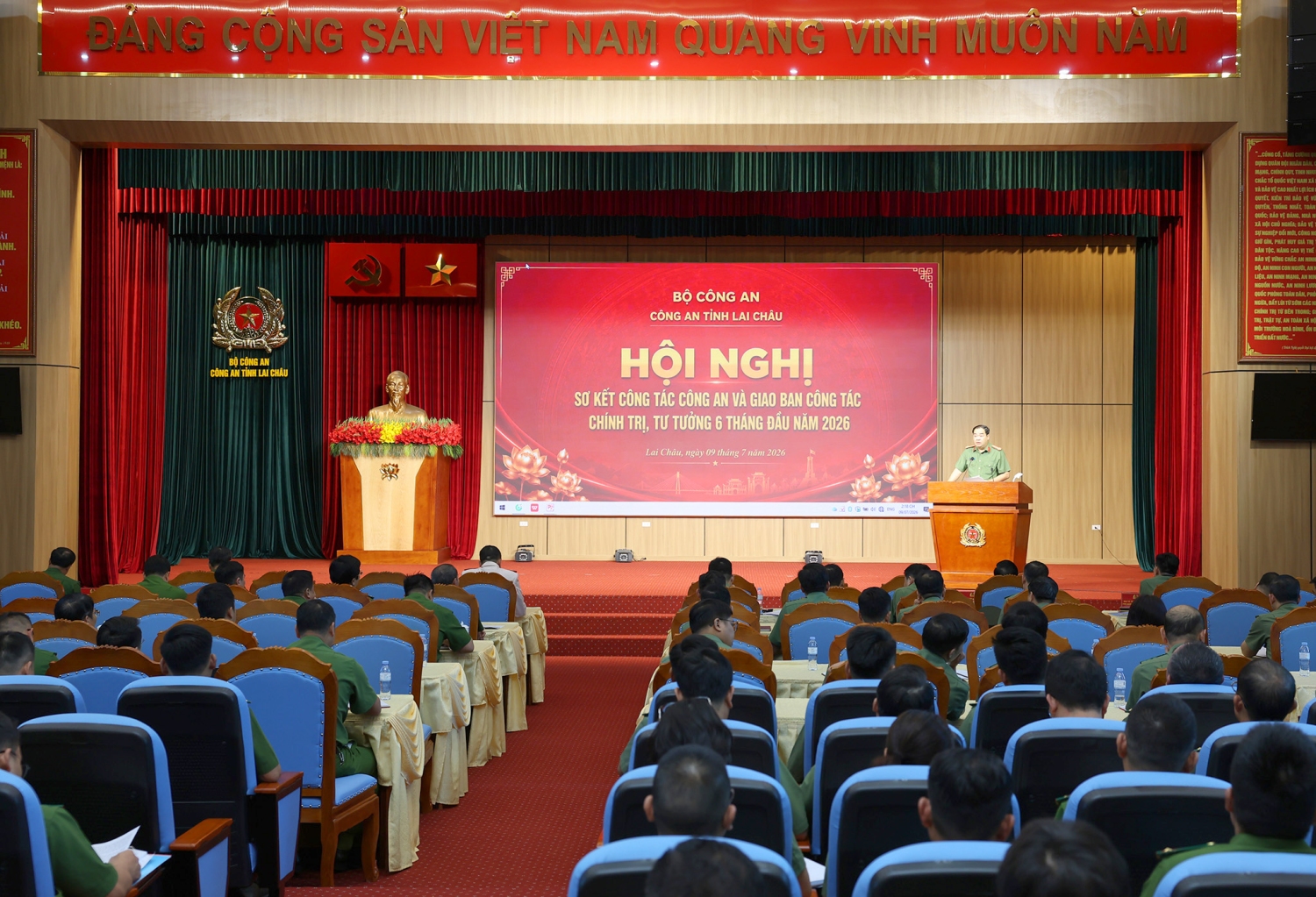 Quang cảnh Hội nghị
