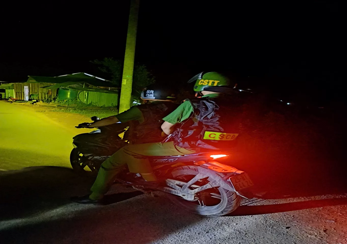 Văn phòng Cơ quan Cảnh sát điều tra khởi tố bị can đối với Nguyễn Văn Đoan (có gạch chéo)