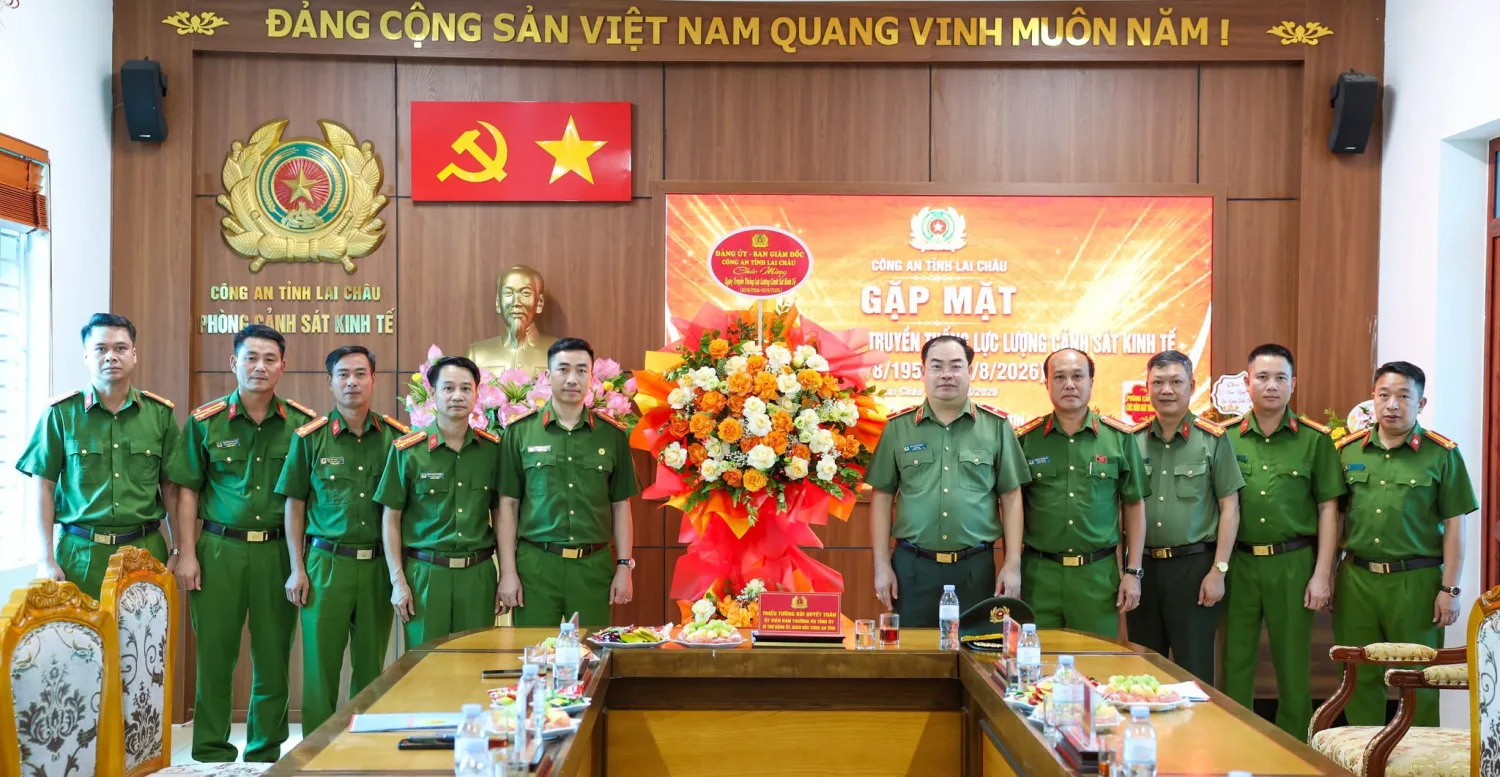 Giám đốc Công an tỉnh chúc mừng lực lượng Cảnh sát Kinh tế nhân kỷ niệm 70 năm Ngày truyền thống