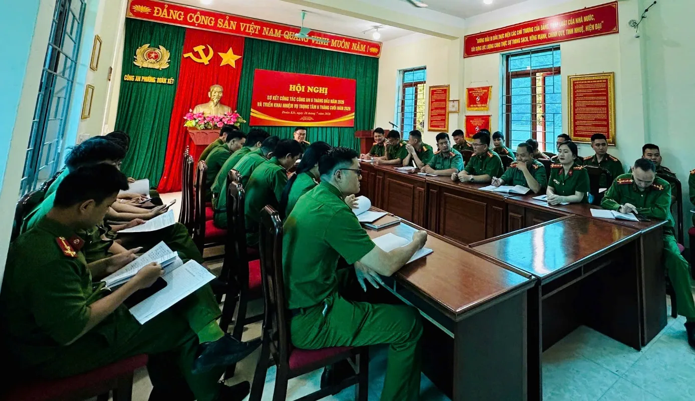 Công an phường Đoàn Kết công khai số điện thoại Cảnh sát khu vực phục vụ Nhân dân