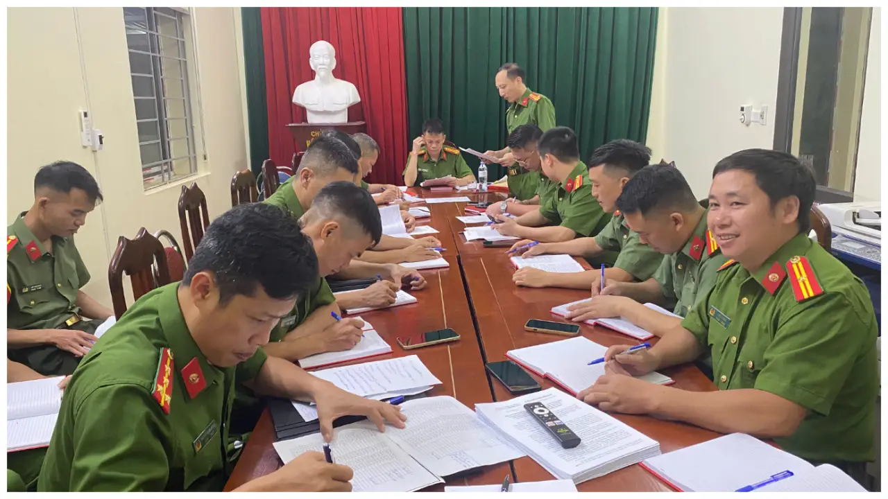 Sinh hoạt chi bộ thường kỳ tháng 08/2026 - Quyết tâm phấn đấu hoàn thành tốt các chỉ tiêu cấp trên giao