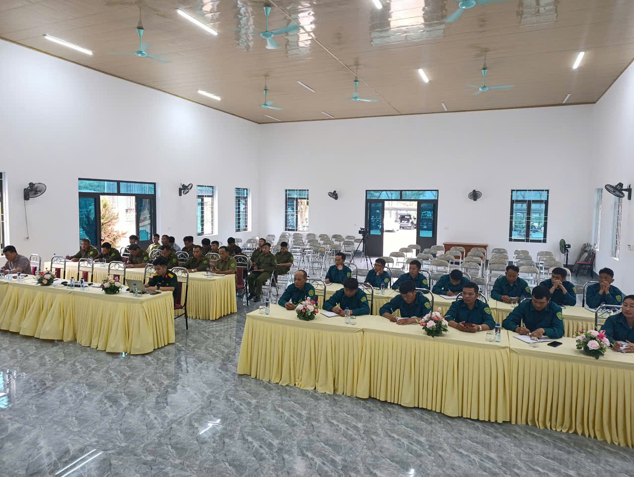 Toàn cảnh hội nghị