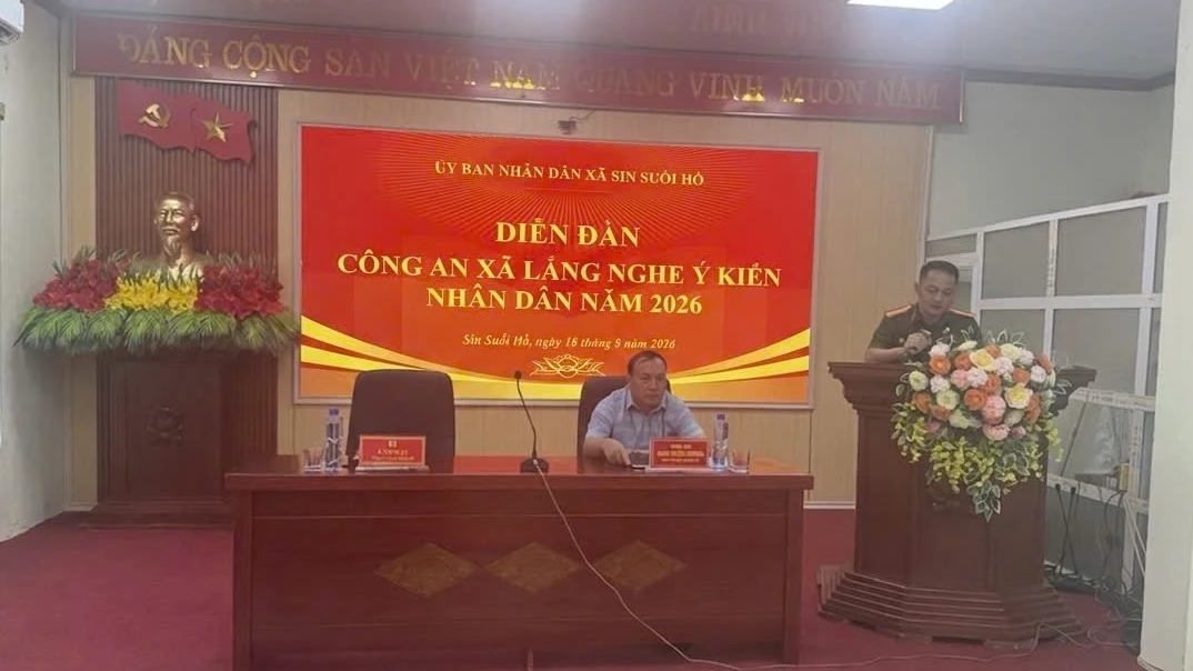 Diễn đàn “Công an xã lắng nghe ý kiến nhân dân”