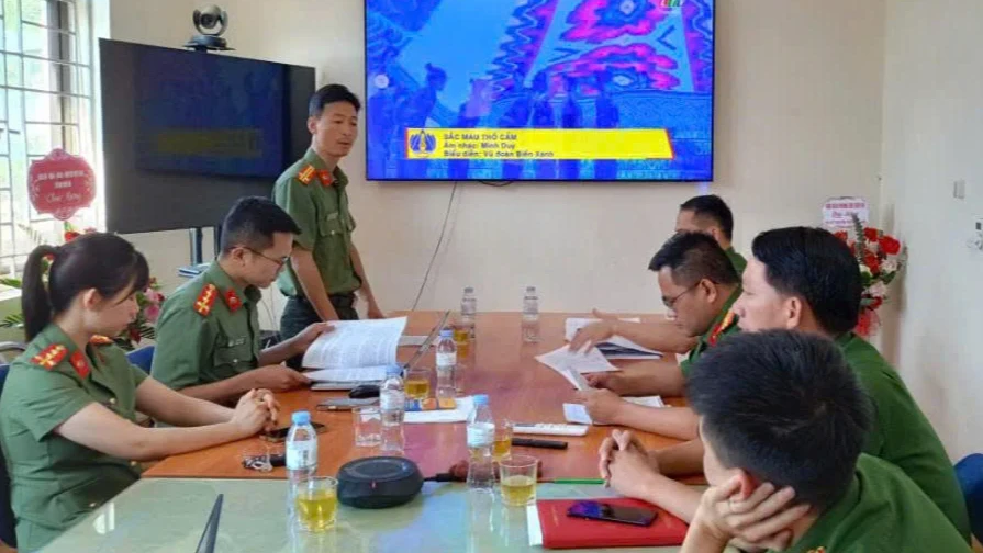 Công an xã Sin Suối Hồ tiếp và làm việc với Đoàn thanh tra Công an tỉnh Lai Châu.