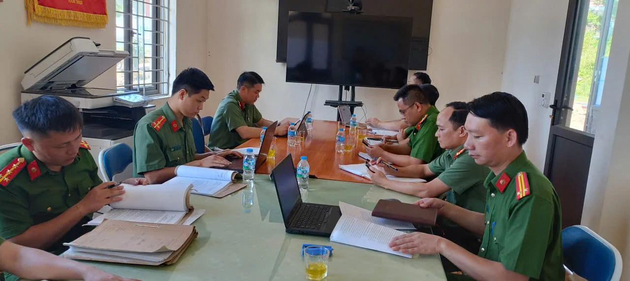 Công an xã Sin Suối Hồ tiếp và làm việc với Đoàn kiểm tra Phòng PV01, Công an tỉnh Lai Châu.