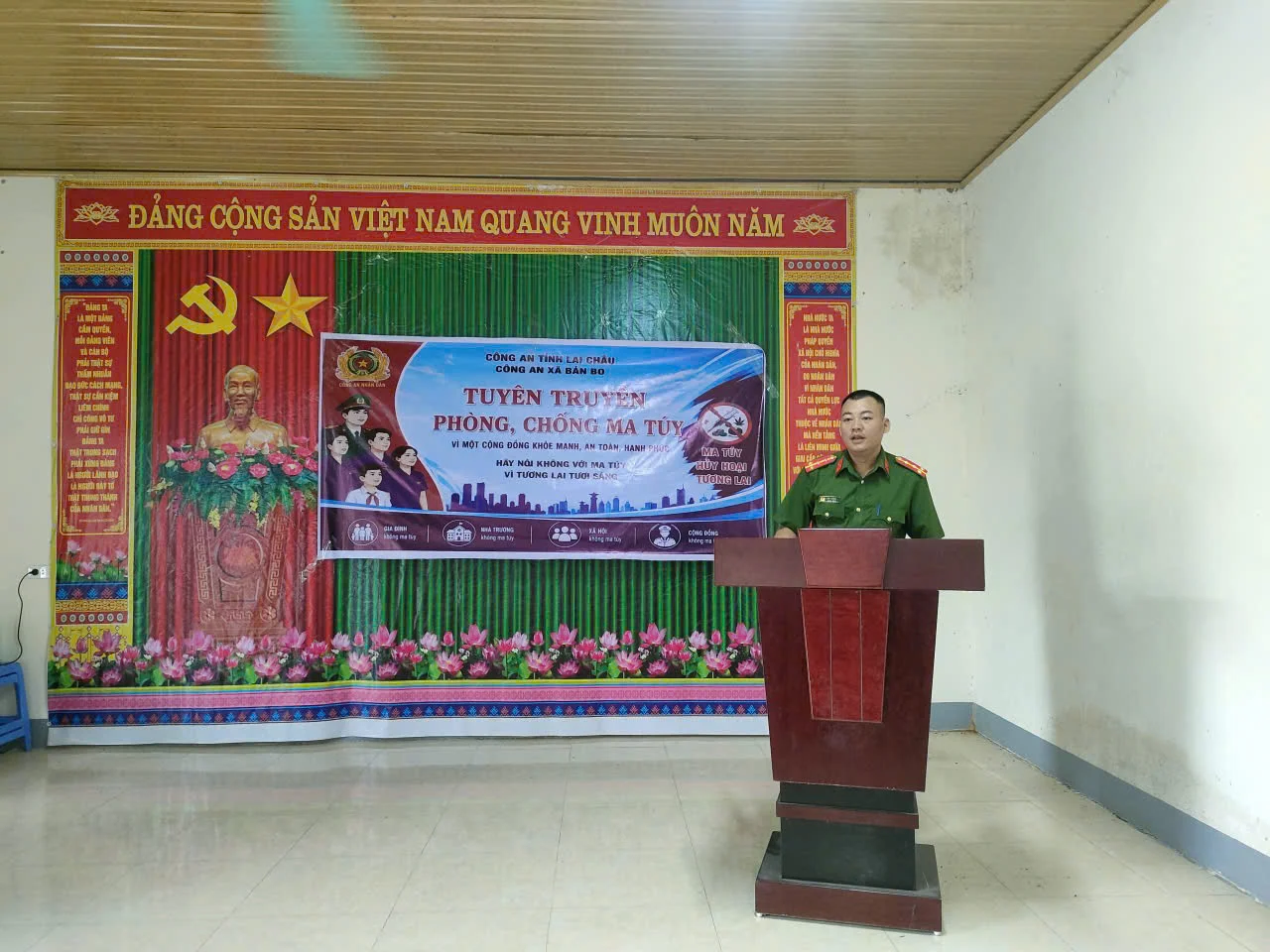 Công an xã Bản Bo tuyên truyền phòng, chống ma túy