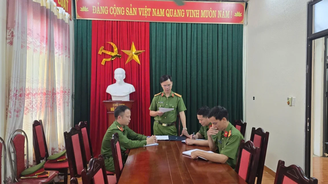 Toàn cảnh buổi làm việc