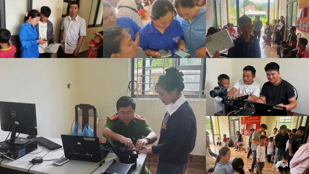 Cán bộ Công an xã hướng dẫn người dân thực hiện thủ tục căn cước, định danh điện tử.