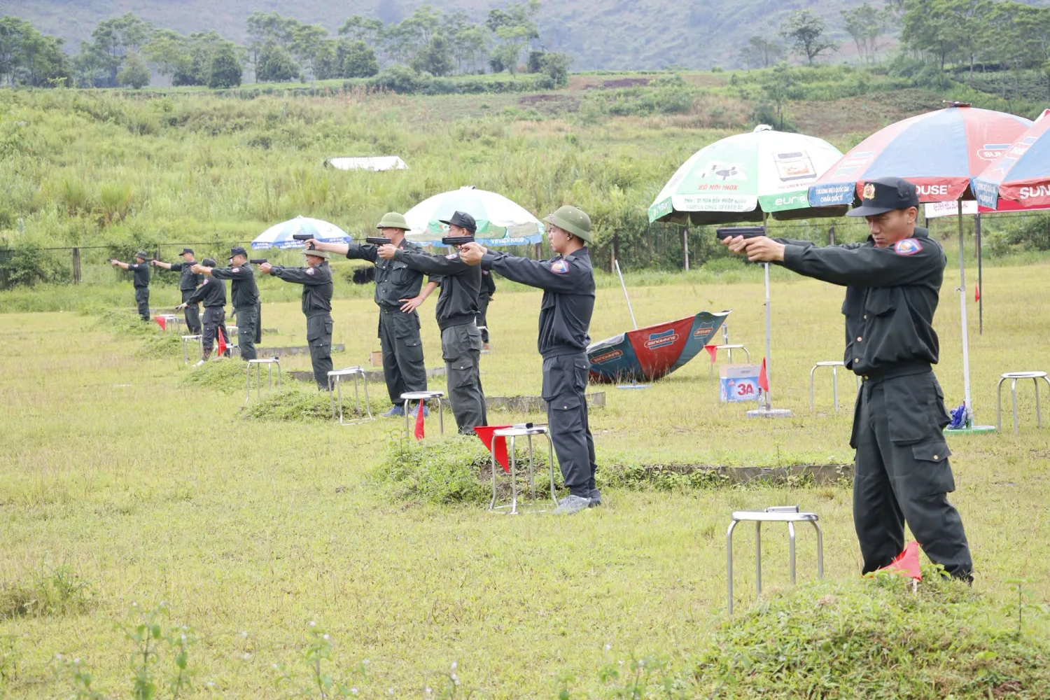 Công an tỉnh tổ chức kiểm tra bắn đạn thật