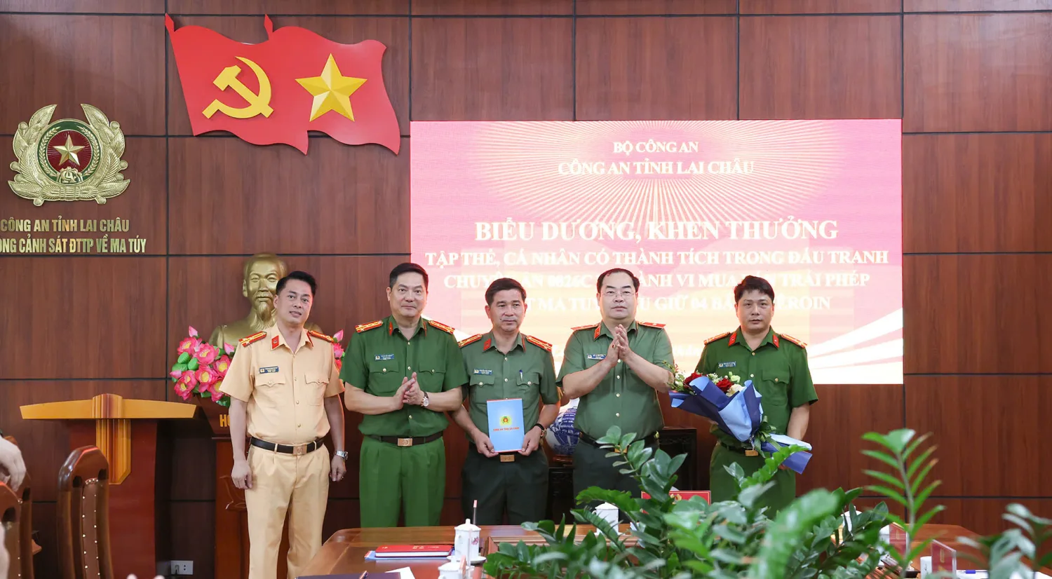 Phá thành công Chuyên án 0826C, thu giữ 4 bánh hêrôin