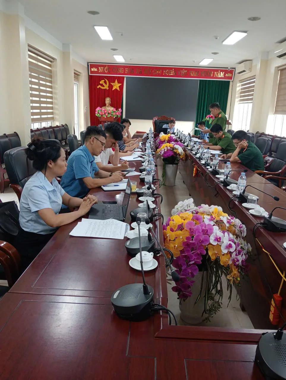 Công an xã Tân Uyên chủ động tham mưu UBND xã Tân Uyên hội nghị triển khai, tổ chức “Ngày hội toàn dân bảo vệ an ninh Tổ quốc” năm 2026