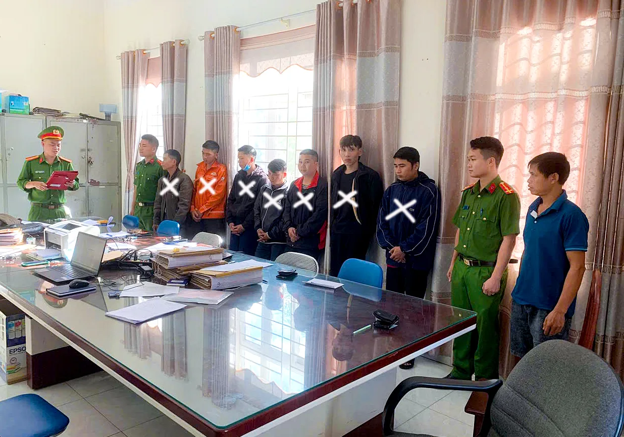 07 đối tượng (x) tại xã Than Uyên bị khởi tố về hành vi Sử dụng trái phép chất ma tuý