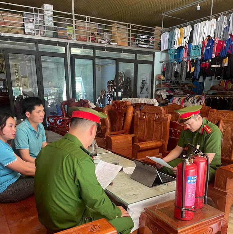Công an xã Nậm Tăm bảo đảm an toàn phòng cháy, chữa cháy trên địa bàn