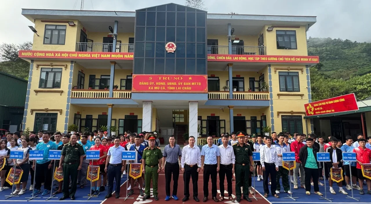 Cảnh Quang buổi khai mạc đại hội TDTT xã Mù Cả