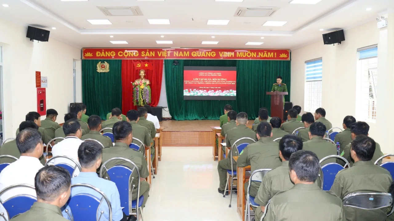 Công an xã Phong Thổ nâng cao năng lực phòng, chống ma túy cho lực lượng tham gia bảo vệ an ninh, trật tự ở cơ sở