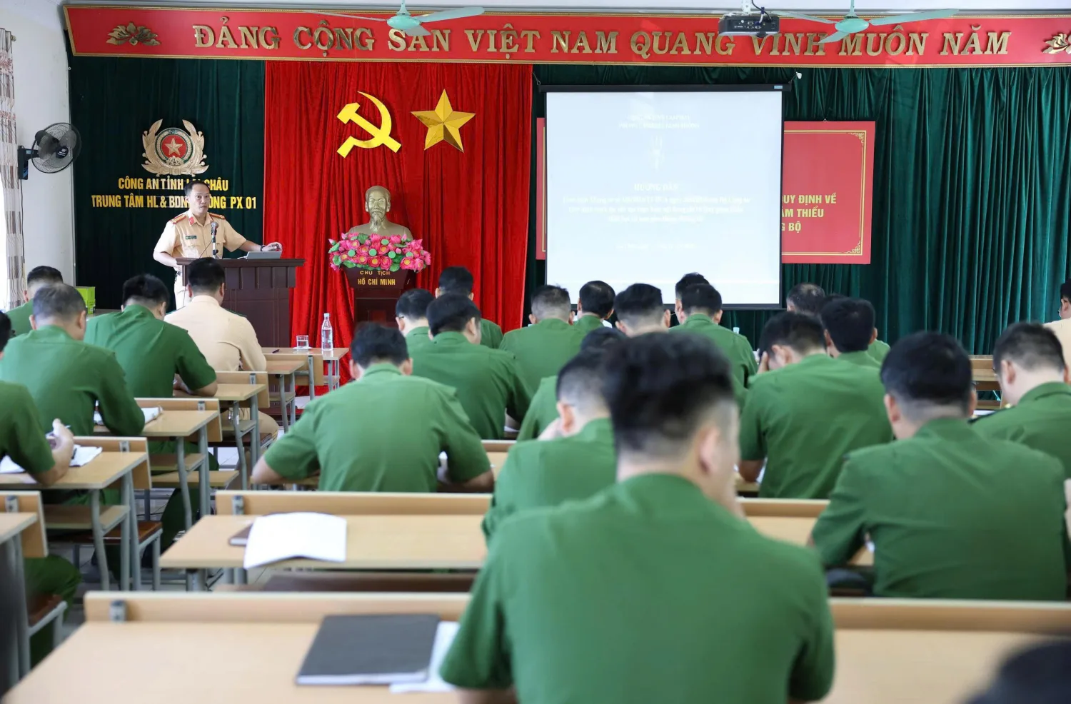 Tập huấn triển khai quy định về chi hỗ trợ từ Quỹ giảm thiểu thiệt hại tai nạn giao thông đường bộ