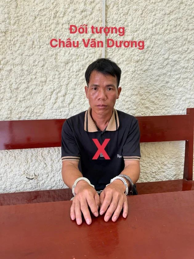 Công an xã Khoen On truy tìm, bắt giữ đối tượng bỏ trốn do có hành vi mua bán trái phép chất ma túy trên địa bàn