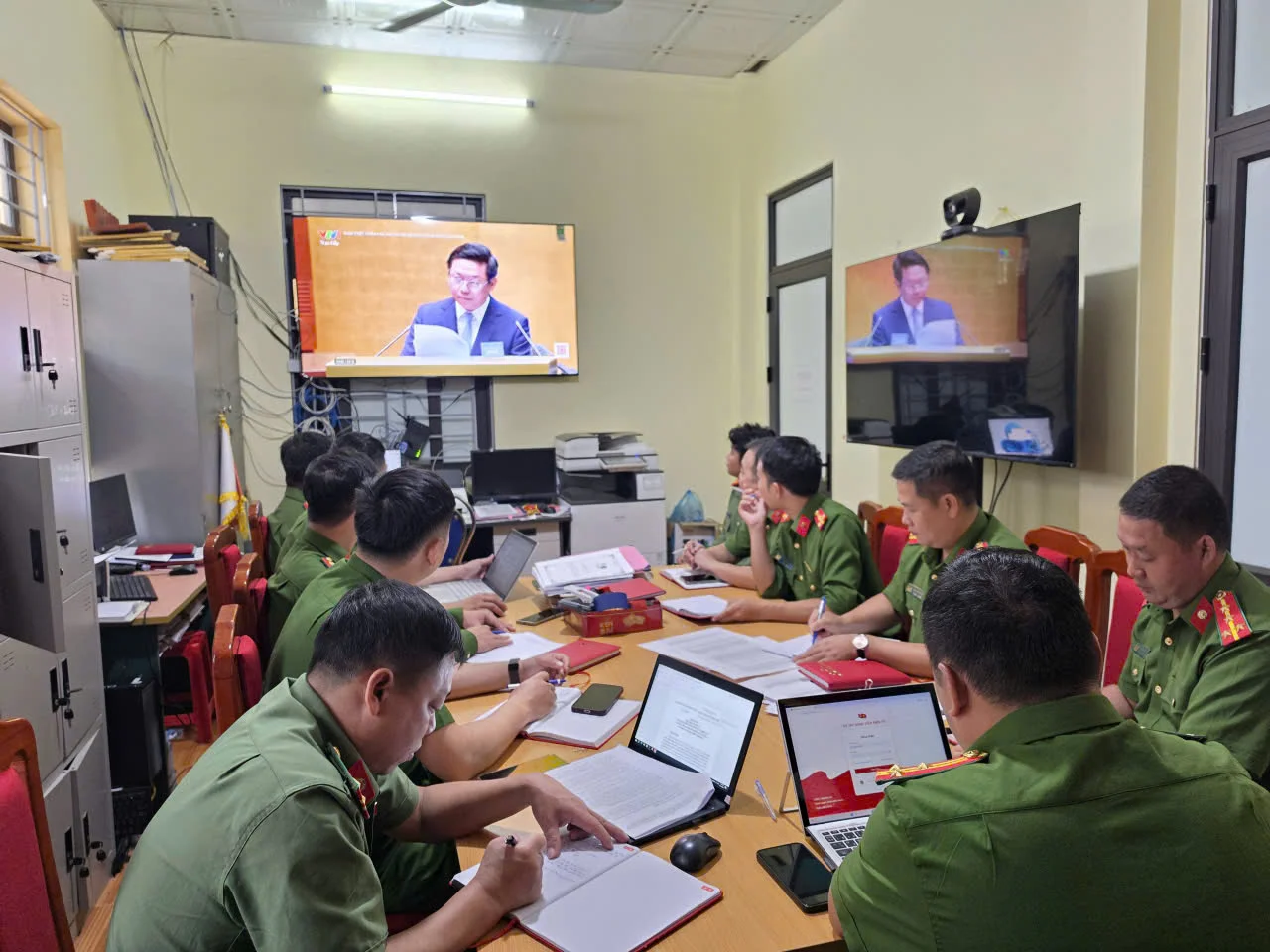 CAX Bum Nưa tham gia  nghiên cứu, học tập, quán triệt và triển khai thực hiện Nghị quyết Trung ương 4  khóa XIV