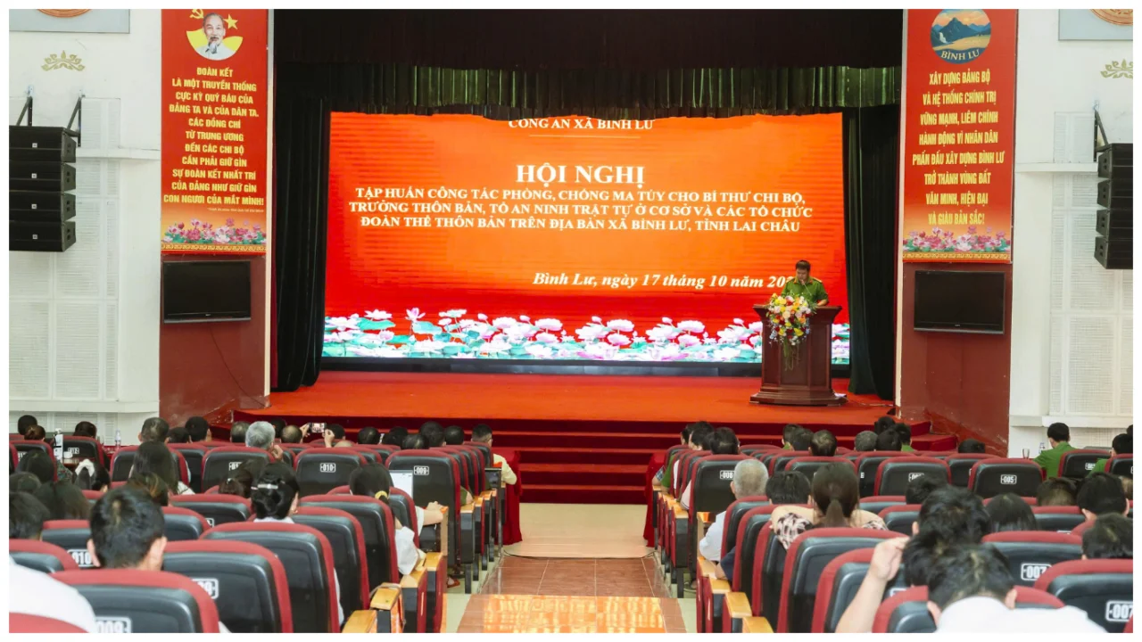 Công an xã Bình Lư tổ chức hội nghị tập huấn công tác phòng, chống ma tuý.