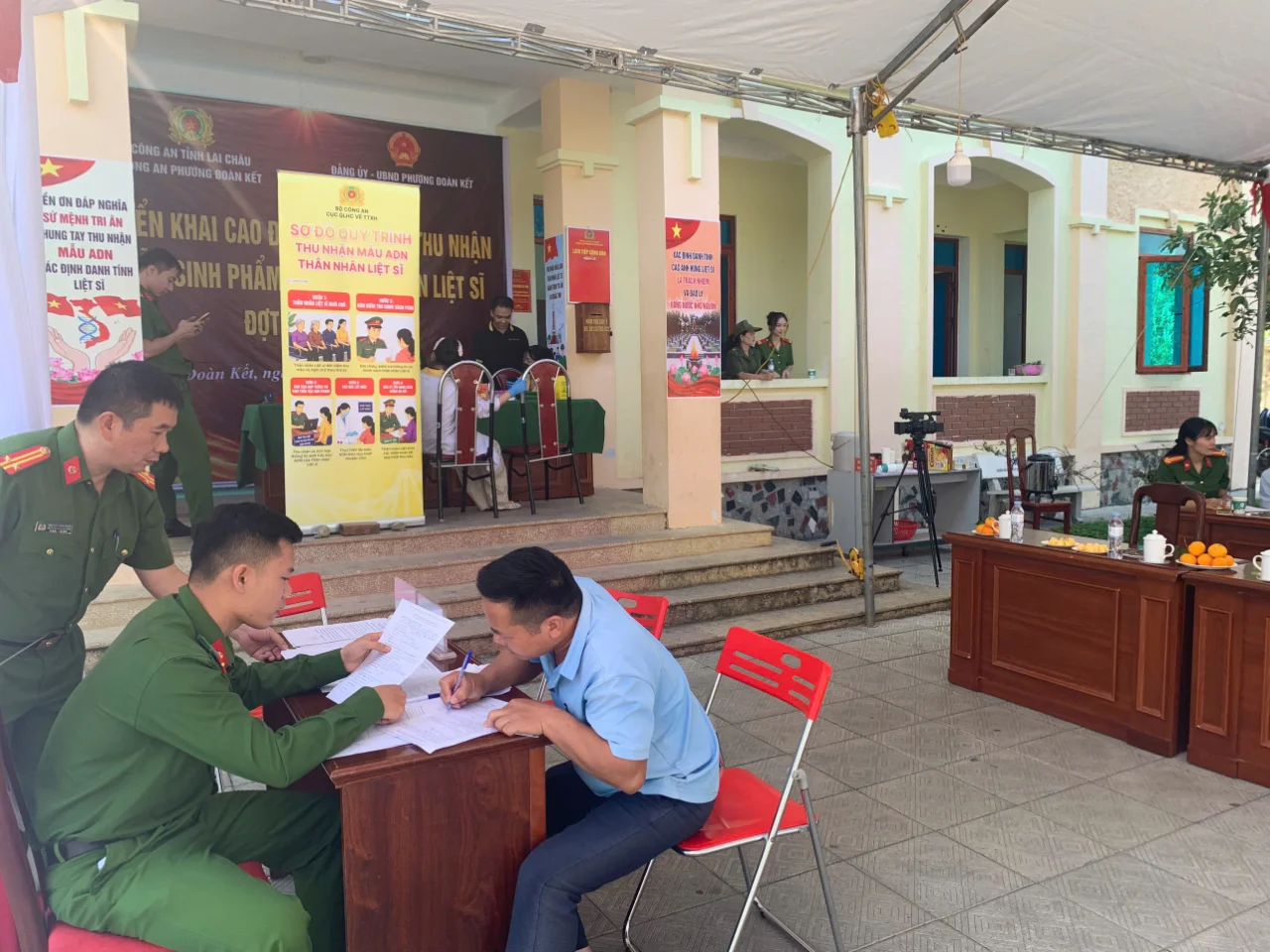 Phối hợp thu nhận mẫu ADN thân nhân liệt sĩ – hành trình tìm lại danh tính các anh hùng liệt sĩ