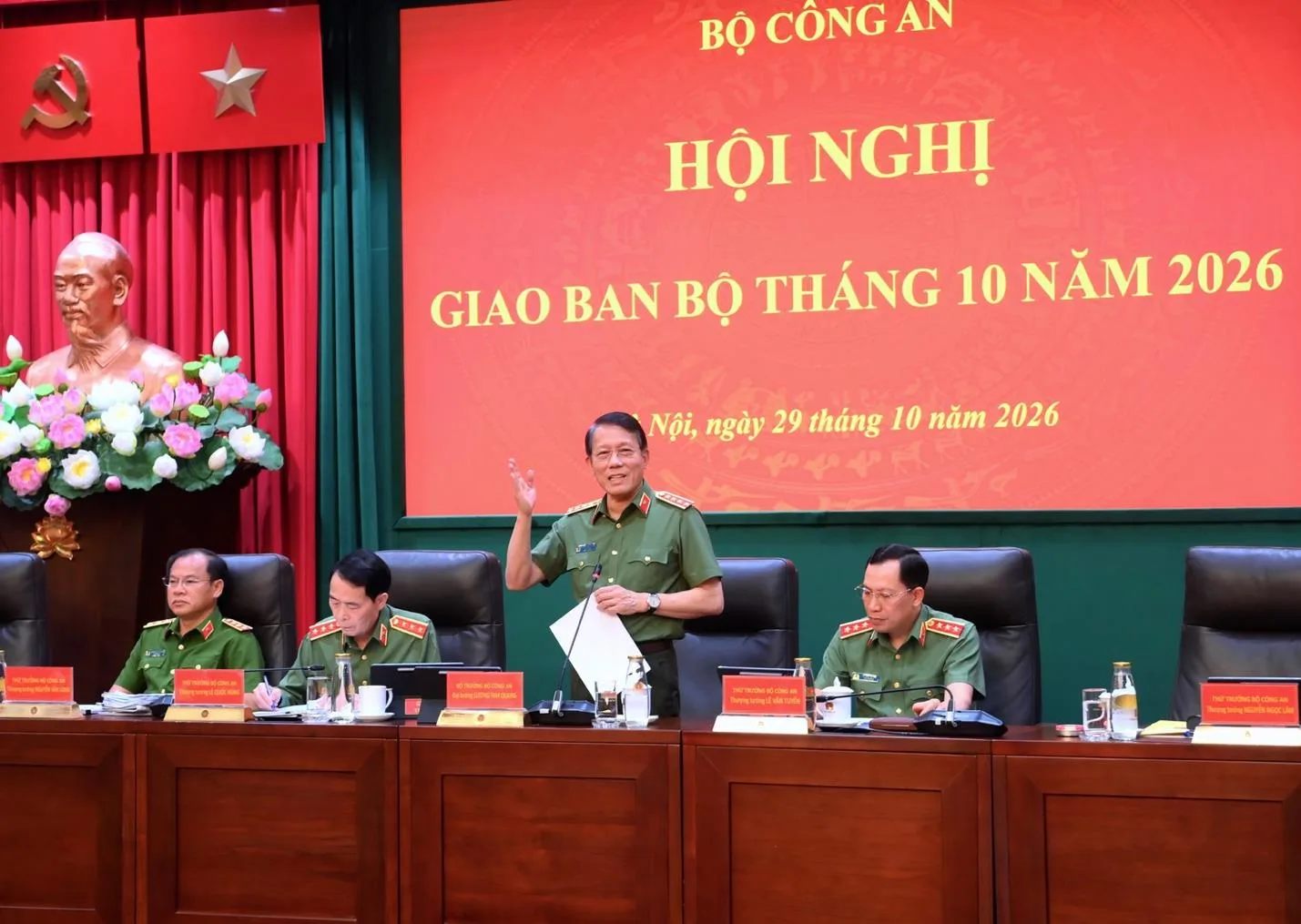 Bộ Công an giao ban công tác tháng 10/2026